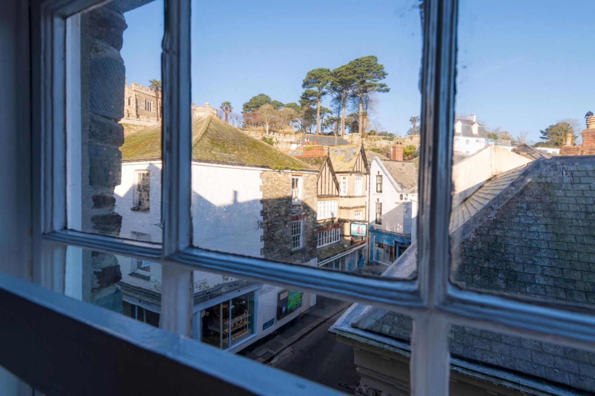 Quayside, Fowey